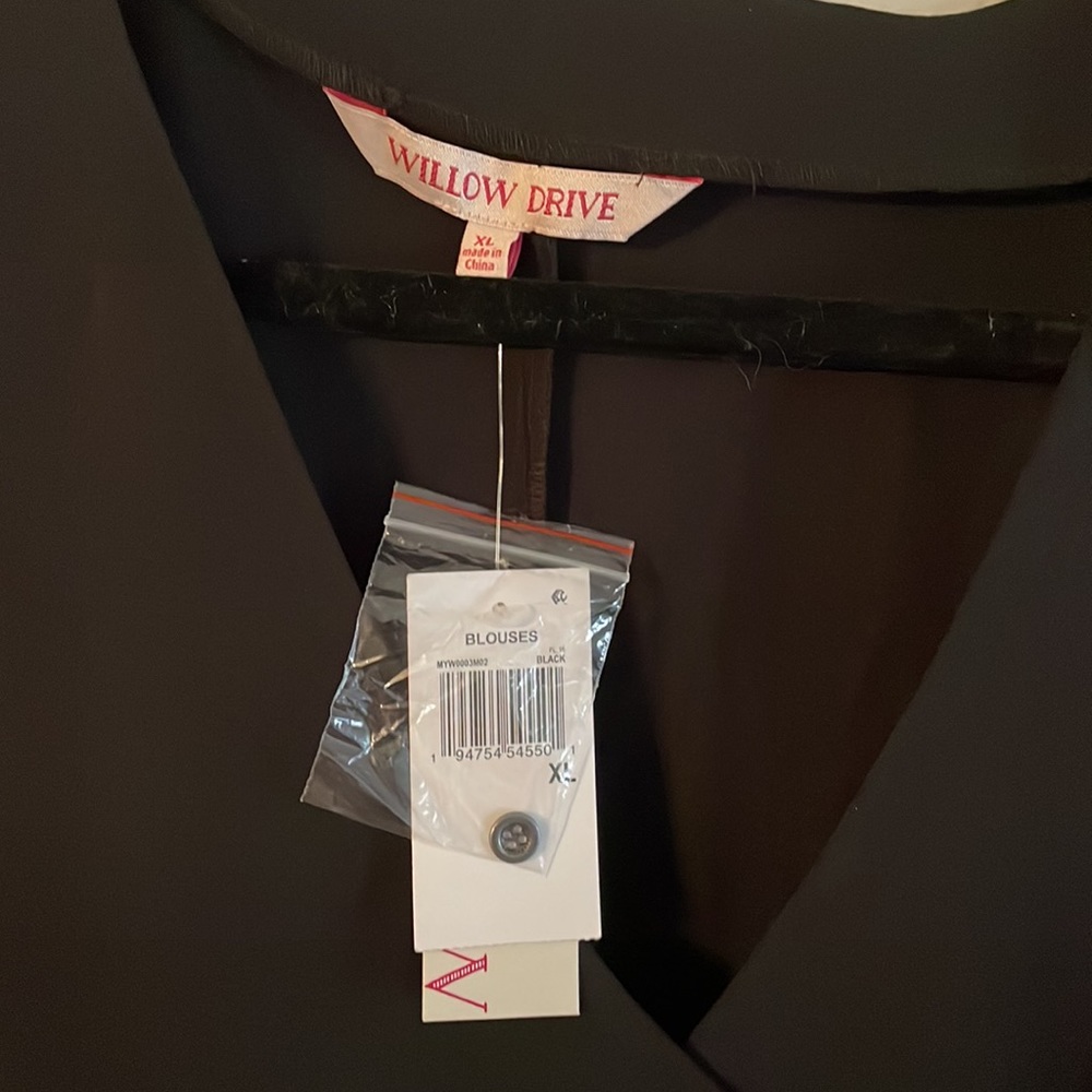 Blouse - Picture 2 of 2
